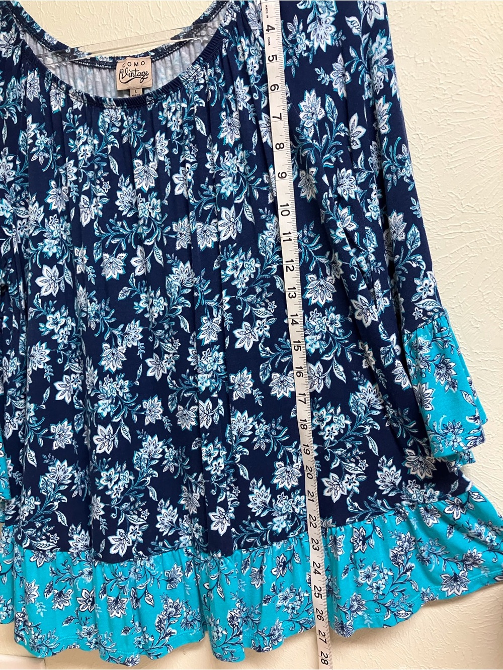 Como Vintage Navy Floral Tunic with Teal Contrast Hem - Picture 7 of 14